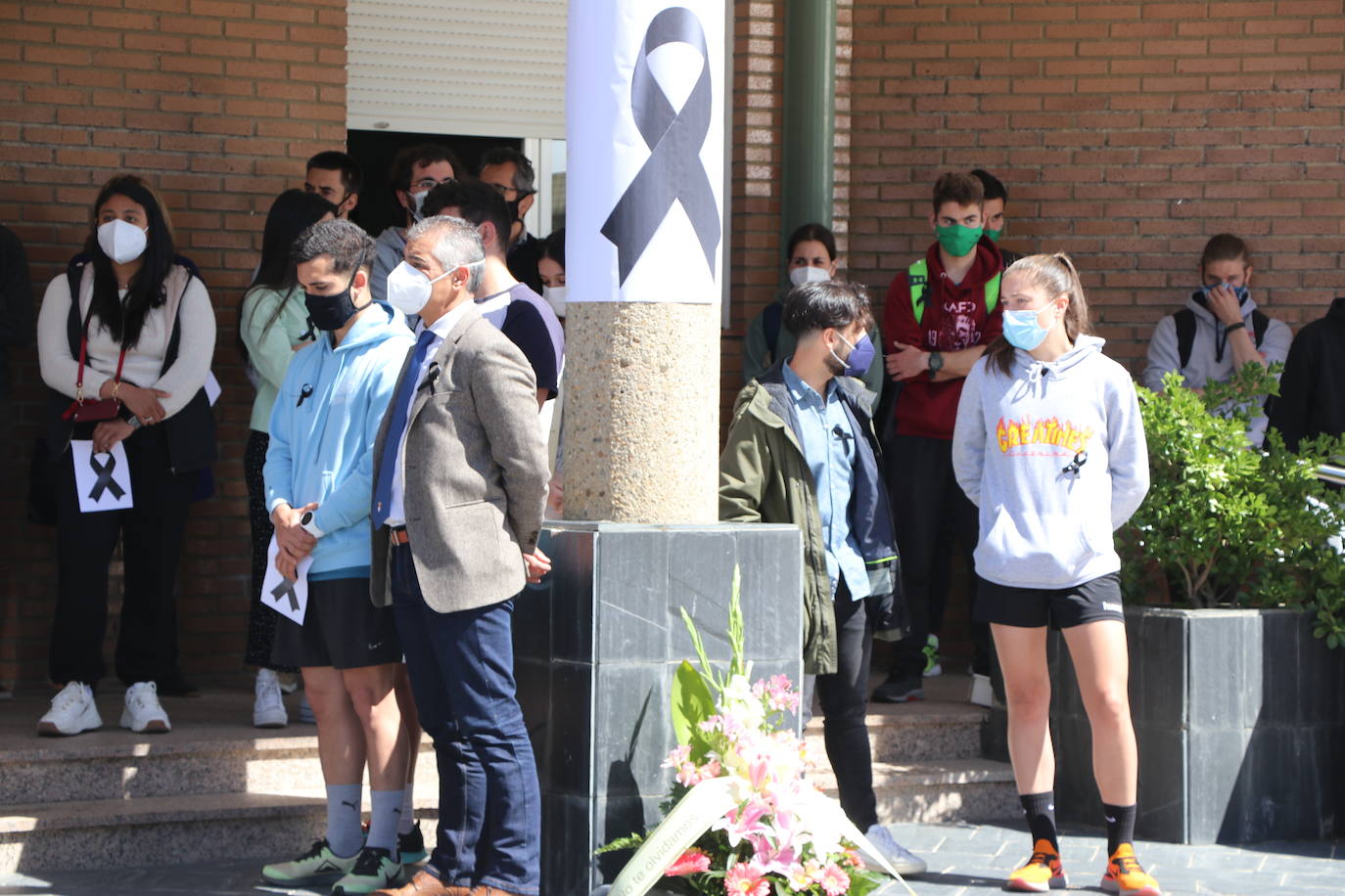 Fotos Minuto De Silencio Por Mario Fuentes Leonoticias